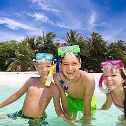 Børn, sol, strand og vand er altid en god kombination