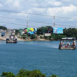 Færgen til syd for Mombasa også kendt som Diani Beach