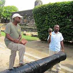 Rundvisning på Fort Jesus