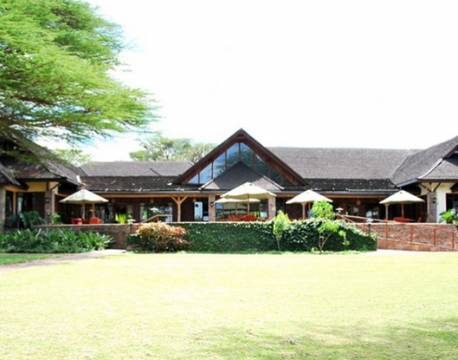 Terrassen på Keekorok Lodge kenya 4 africa tours