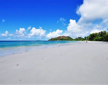 Cote Dor Footprints/Praslin seychellerne 13 africa tours