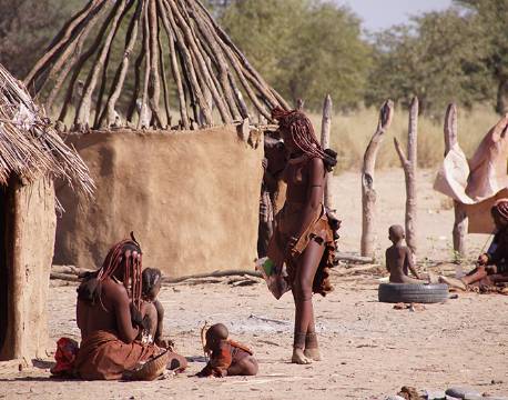 Livet i en Himba landsby, Namibia africa tours