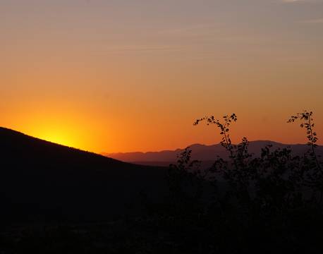 solnedgang i Opuwo, Namibia africa tours
