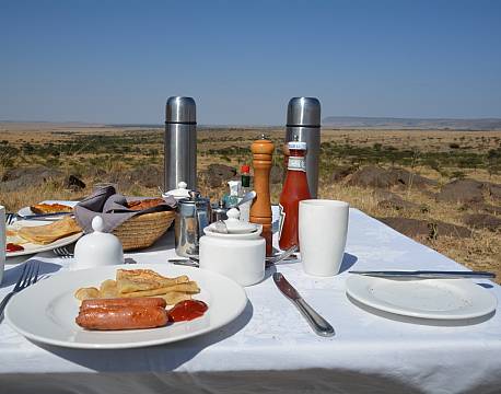 morgenmad på savannen safari africa tours