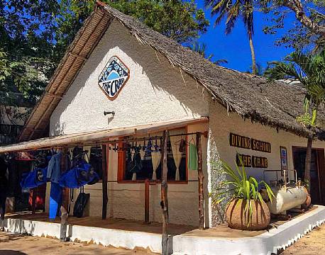 Sands of Nomad Mombasa Diani Beach Kenyakysten africa tours