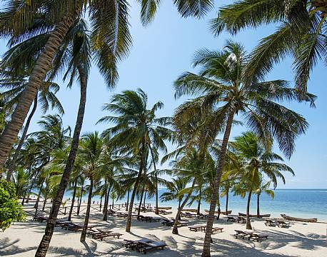 Sandies Tropical Village kenyakysten africa tours