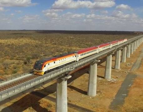 Madaraka express - tog NBO-MBA kenya africa tours