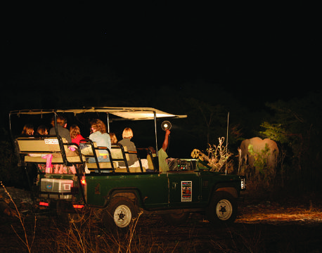 Natte safari i Hwange nationalpark, Zimbabwe africa tours