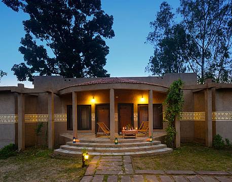  Indien Aranyak Resort – Bandhavgarh indien africa tours