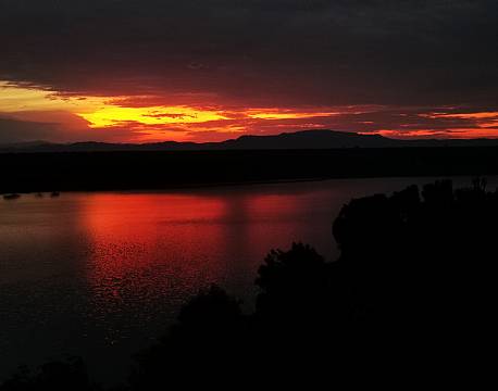 solnedgang sø africa tours