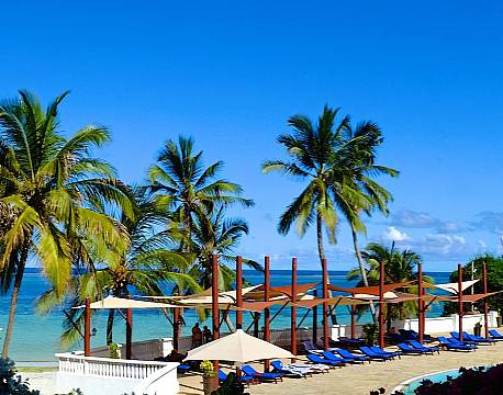 Voyager Beach Resort kenyakysten africa tours