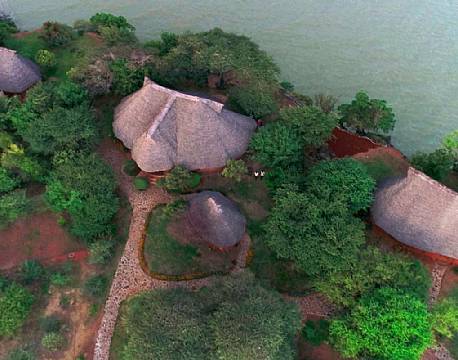 Tumbili Cliff Lodge kenya 4 africa tours