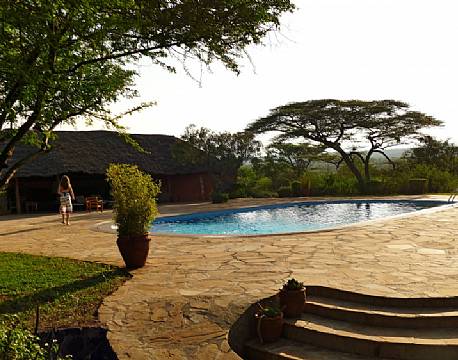 Tumbili Cliff Lodge kenya 3 africa tours