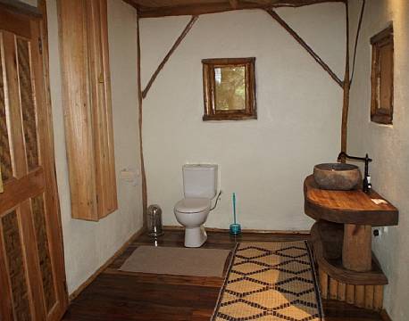 Enjojo Lodge uganda 13 africa tours