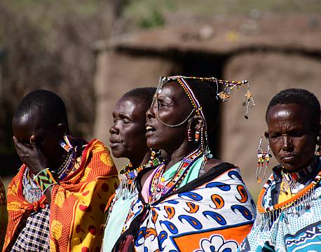 masier synger africa tours