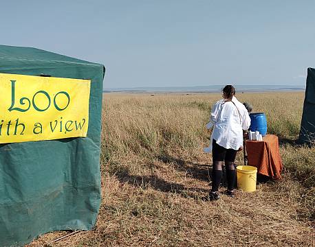 toilet på savannen africa tours