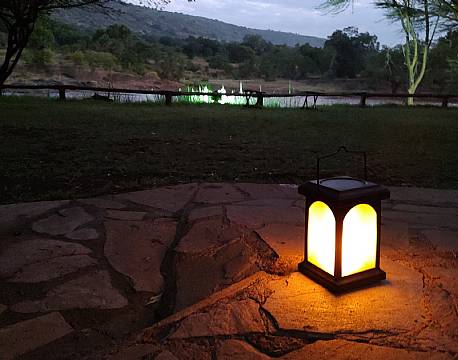 udsigt til flod og bjerge africa tours