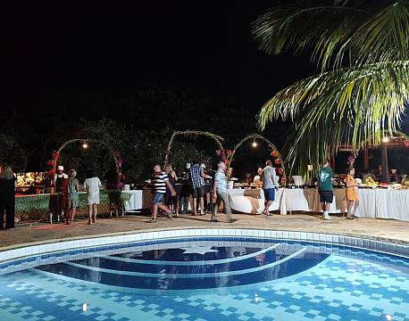 aftensmad zanzibar africa tours