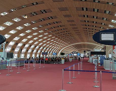 charles de gaulle lufthavn africa tours