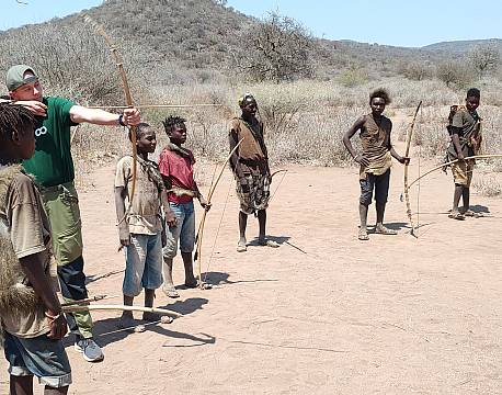 bueskydning på sletten africa tours