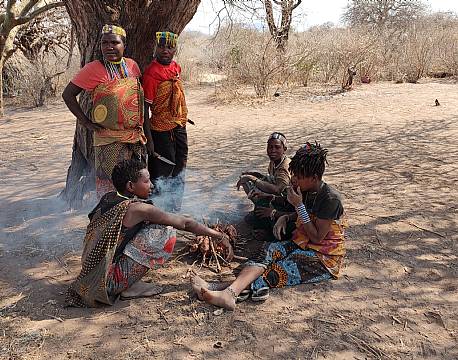 bål på savannen africa tours