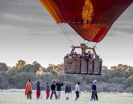 ballon over savannen kenya africa tours