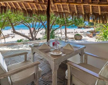 The Sands at Chale Island kenyakysten africa tours