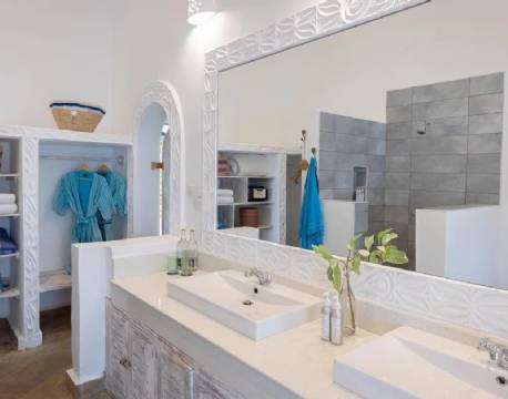 The Sands at Chale Island kenyakysten africa tours