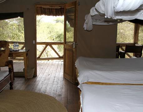 Standard værelse på Roika Tented Camp tanzania 5 africa tours