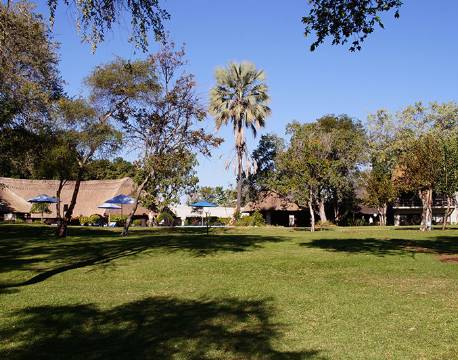 Området omkring A´Zambezi River Lodge, Victoria Falls, Zimbabwe 3 africa tours