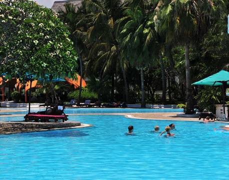 Southern Palms Beach Resort Mombasa DIC kenyakysten africa tours