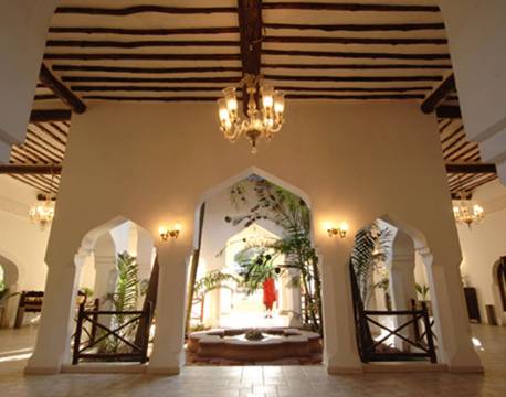 Entré på Bluebay Beach Resort, Zanzibar, Det Indiske Ocean 2 africa tours