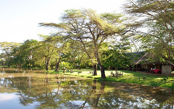 Voyager Ziwani Camp